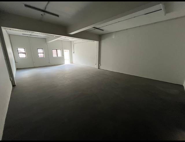 198M² WAREHOUSE TO LET IN NDABENI
